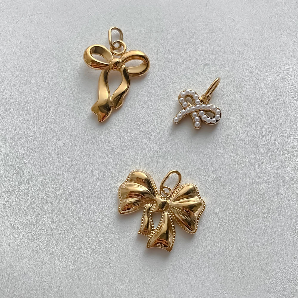 Pretty In Ribbon Charm - Image 3