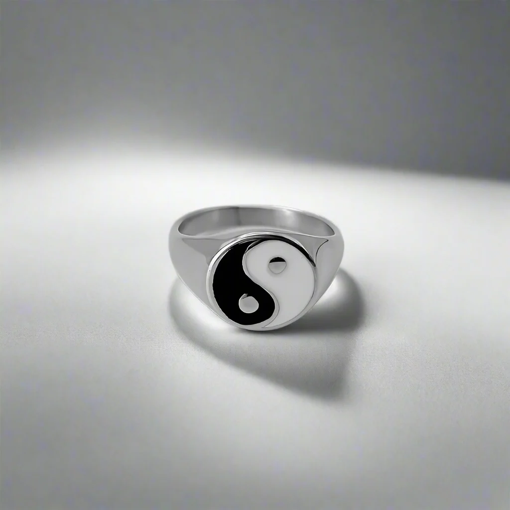 Unisex Yin Yang Enamel Ring - Image 3